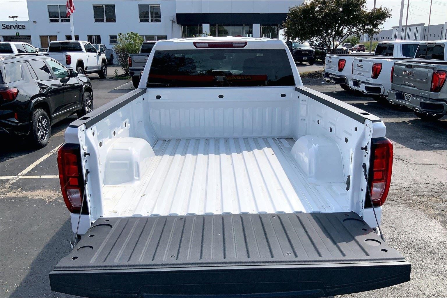 2025 GMC Sierra 1500 Pro