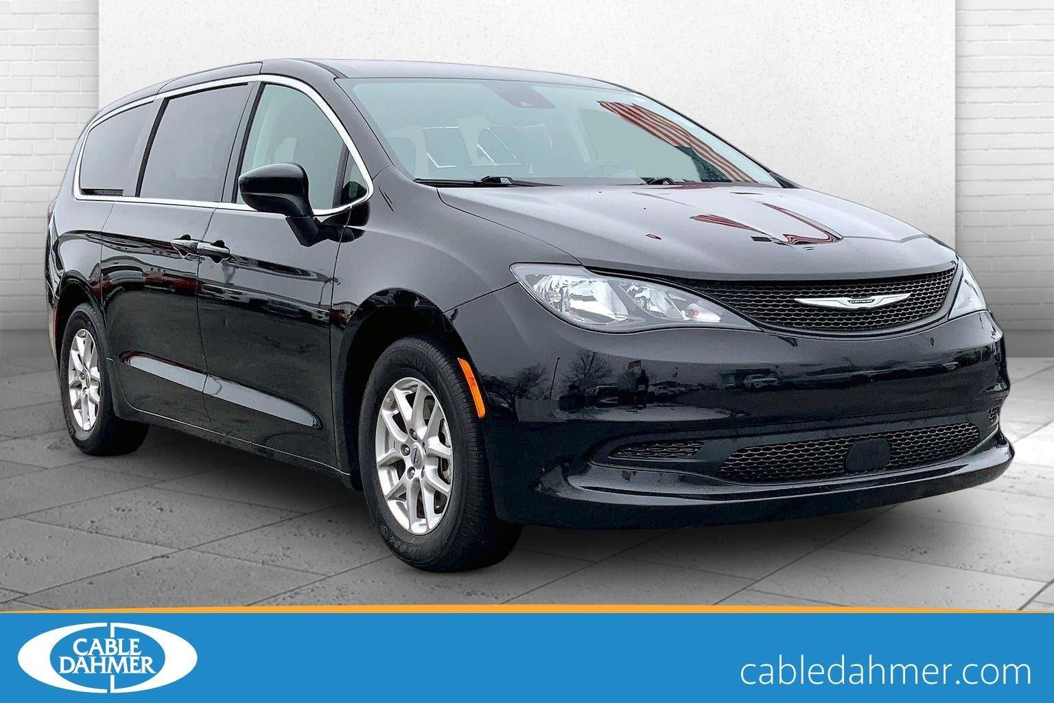 2024 Chrysler Voyager LX