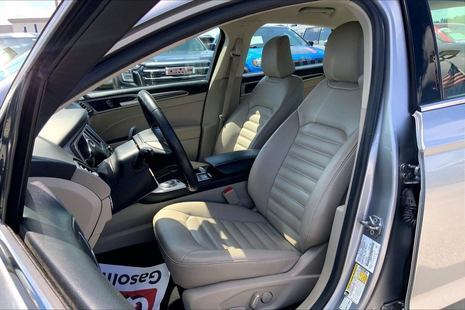2020 Ford Fusion SEL