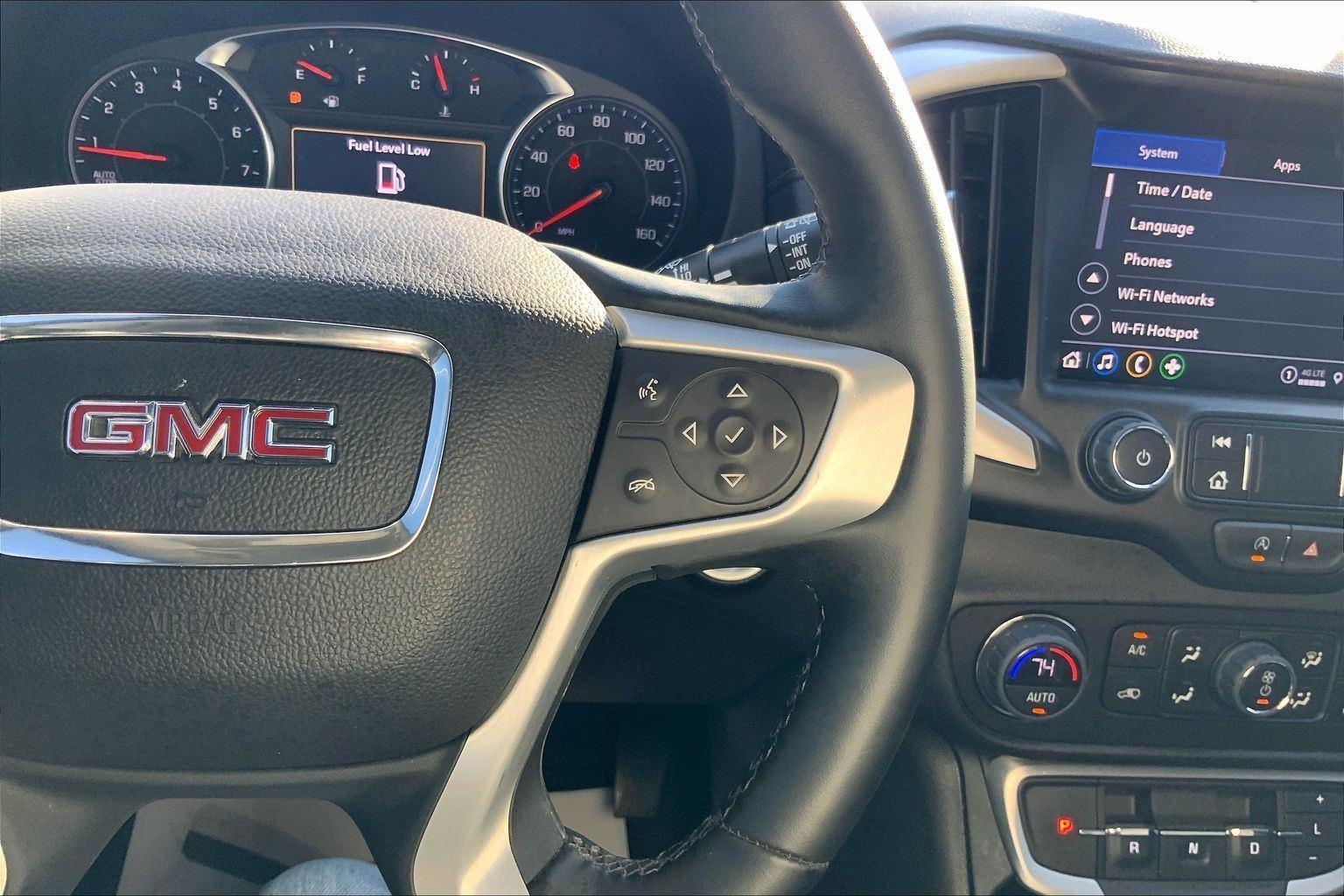 2024 GMC Terrain SLT