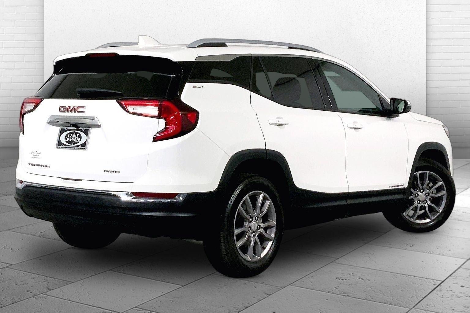 2024 GMC Terrain SLT