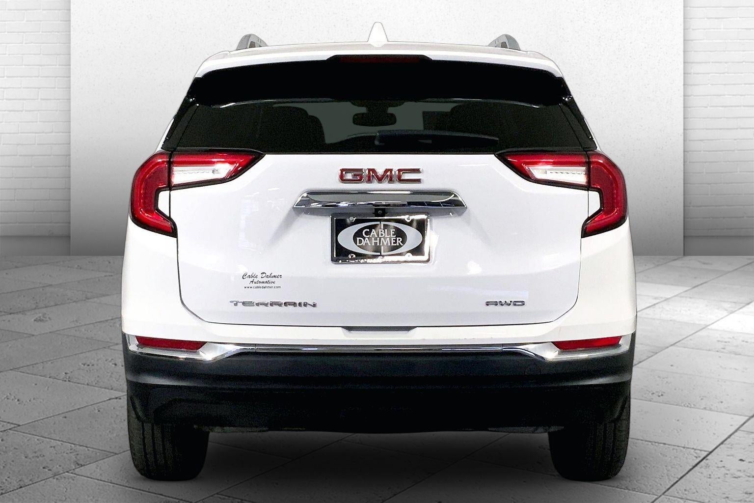 2024 GMC Terrain SLT