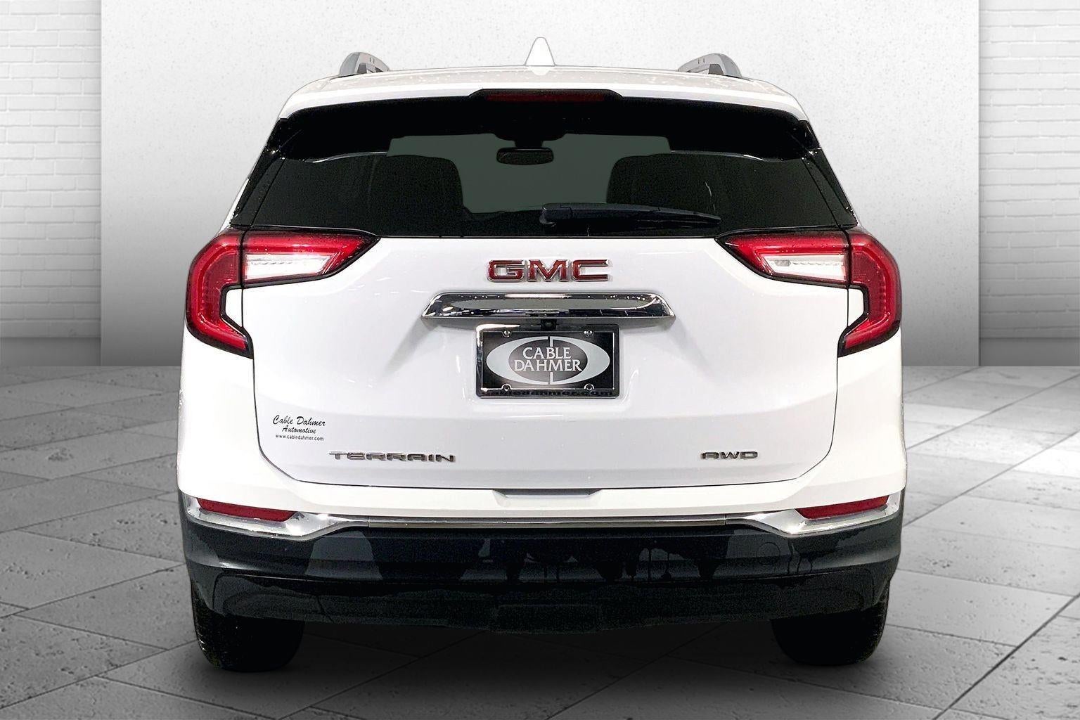 2024 GMC Terrain SLT