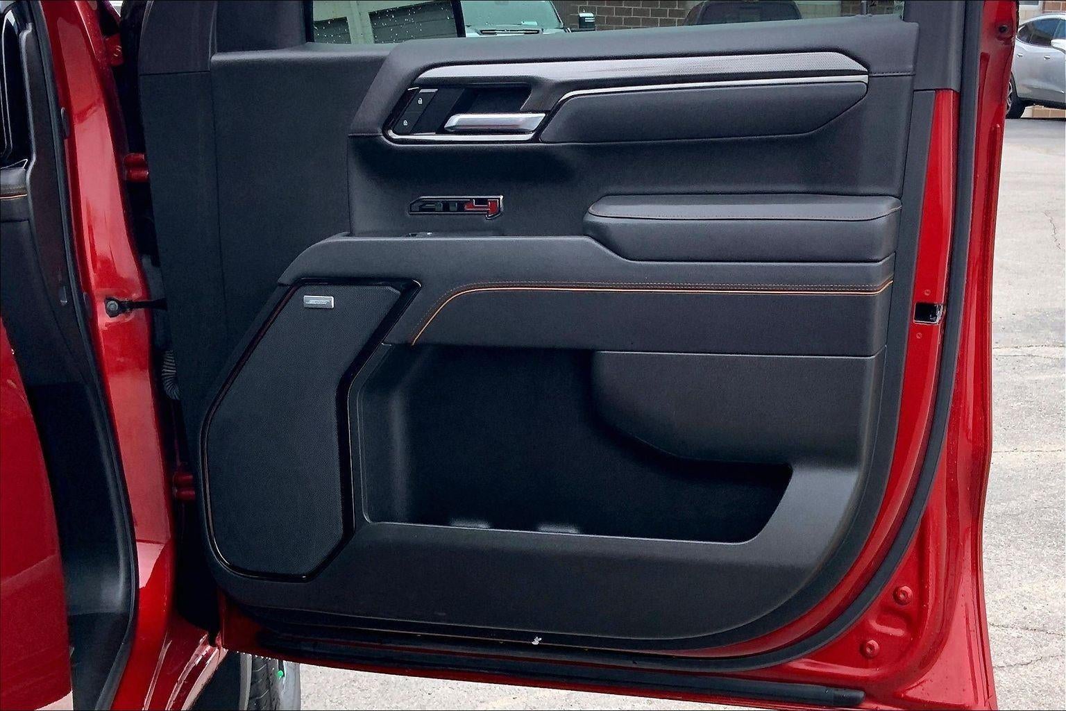 2025 GMC Sierra 1500 AT4