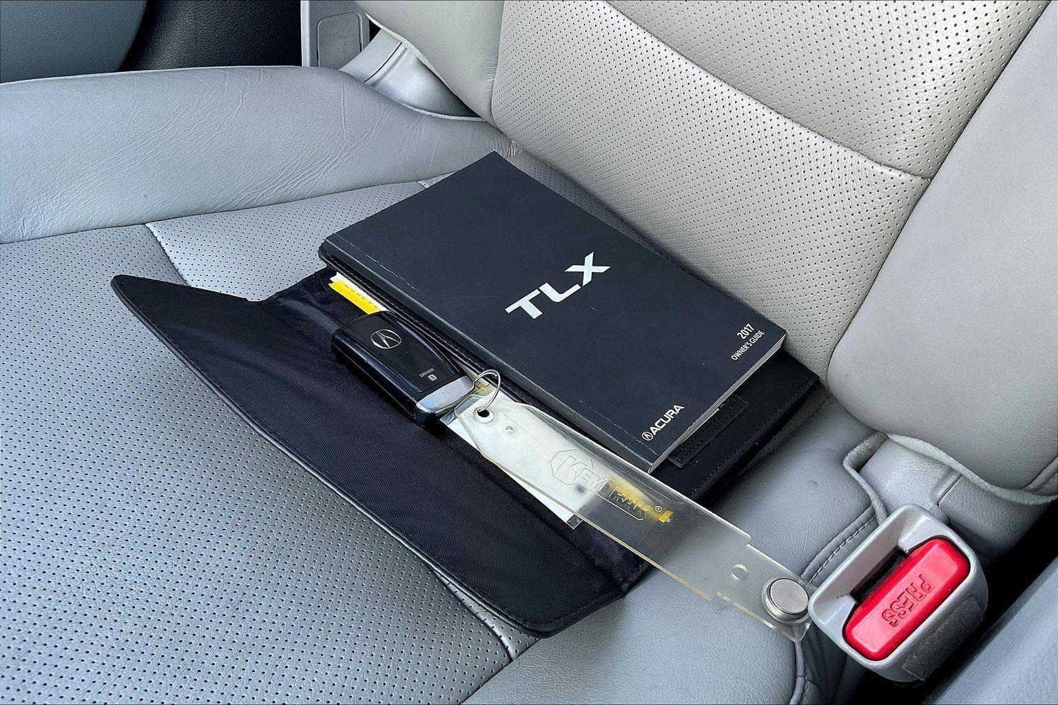 2017 Acura TLX V6 w/Technology Pkg