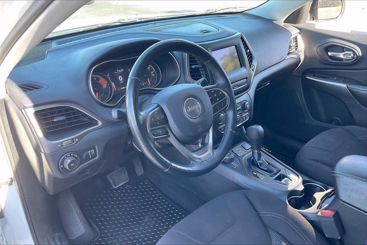 2019 Jeep Cherokee Latitude