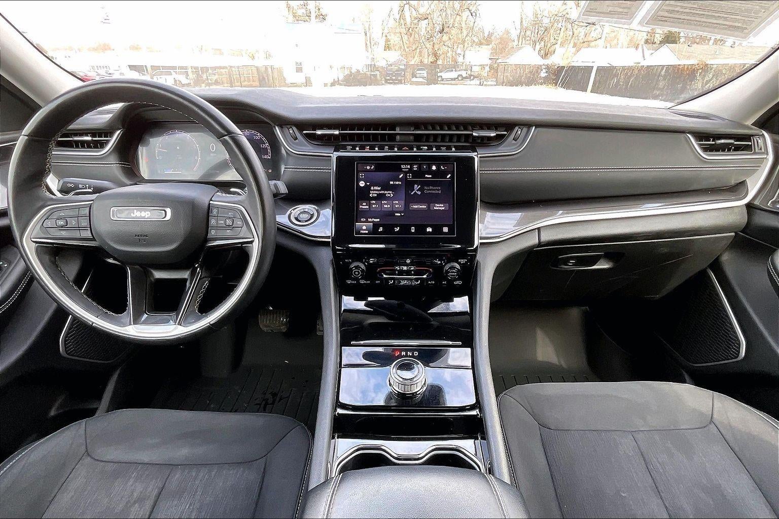 2022 Jeep Grand Cherokee L Laredo