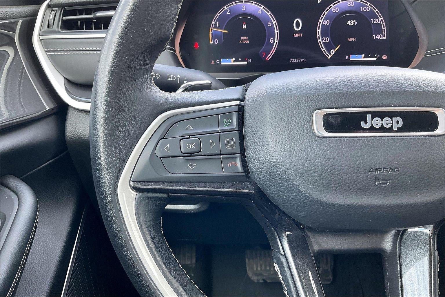 2022 Jeep Grand Cherokee L Laredo