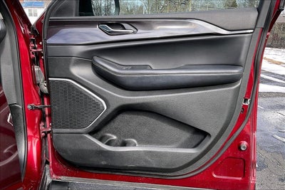 2022 Jeep Grand Cherokee L Laredo