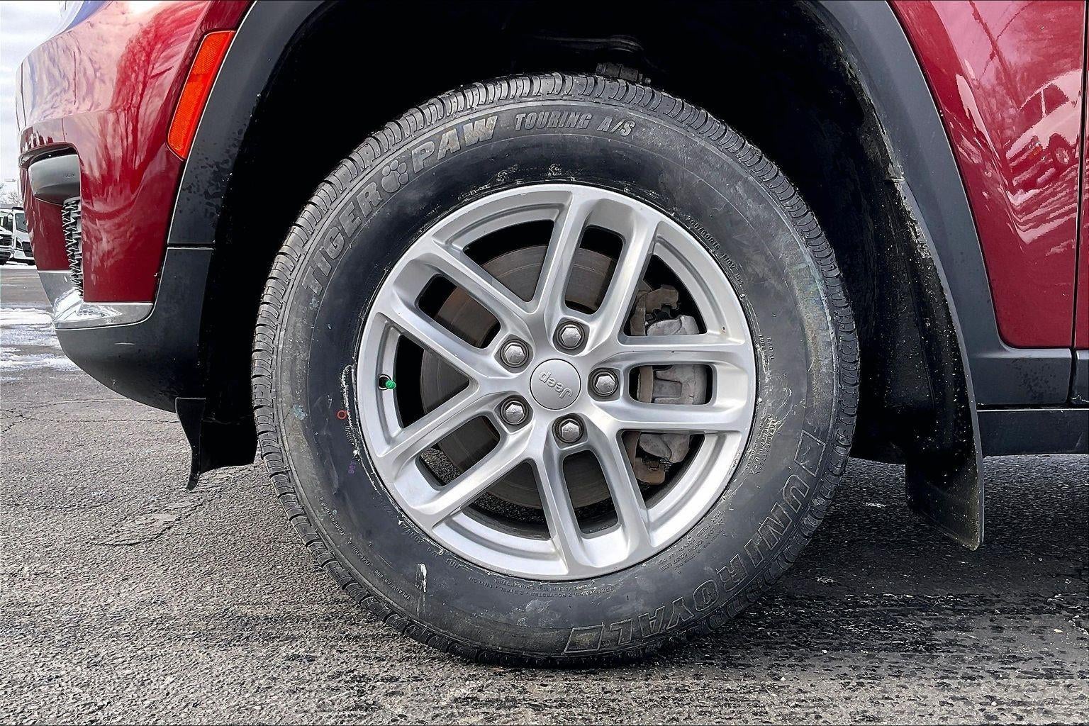 2022 Jeep Grand Cherokee L Laredo