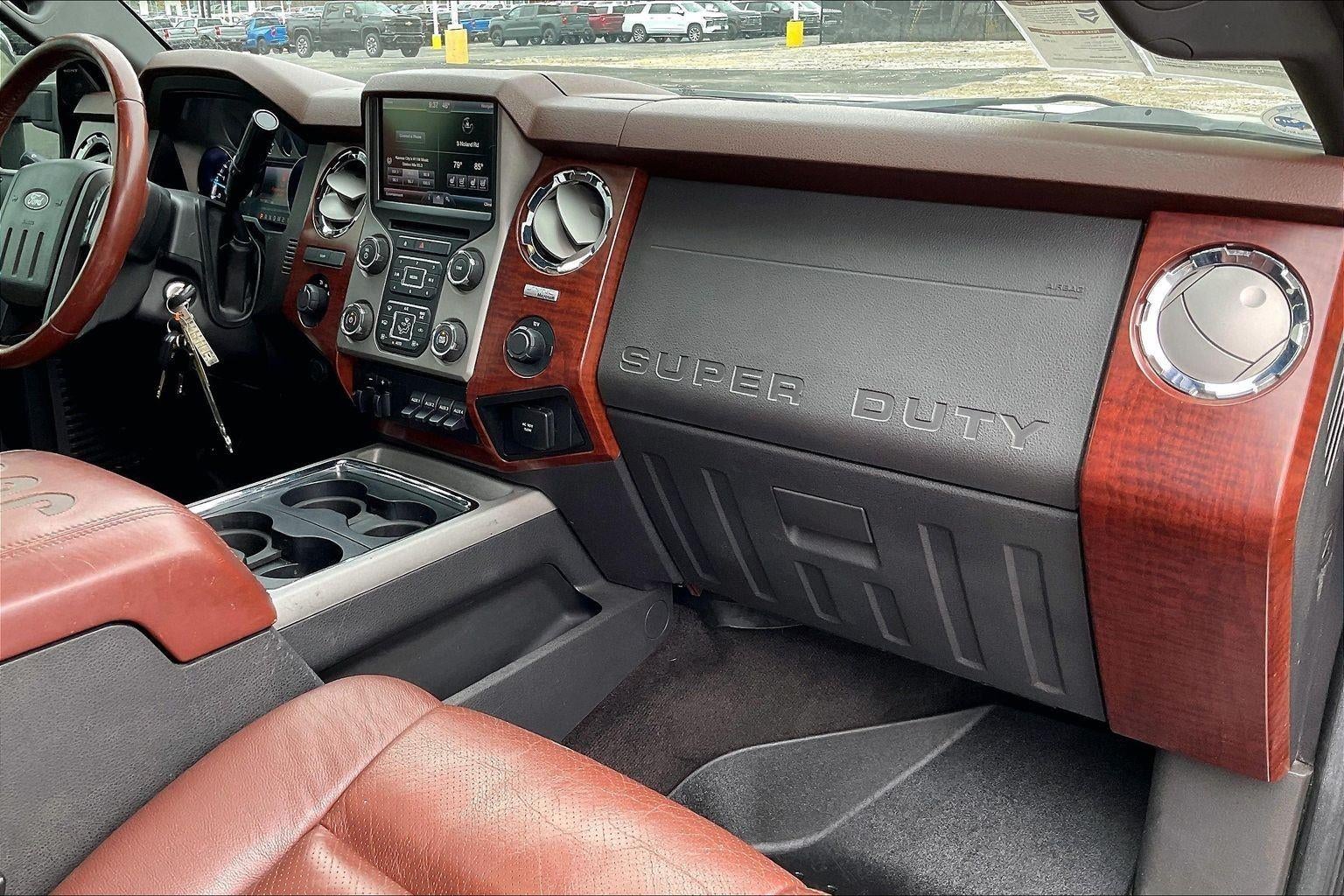 2013 Ford Super Duty F-450 DRW Platinum