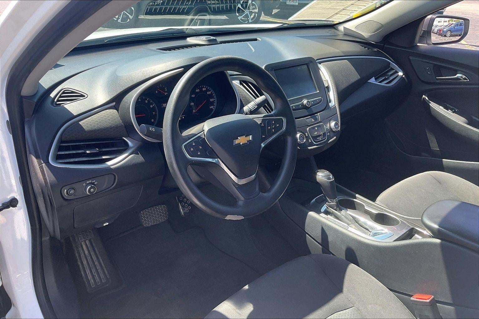 2017 Chevrolet Malibu LS