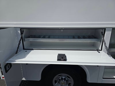 2025 Chevrolet Express Cutaway 3500 1WT