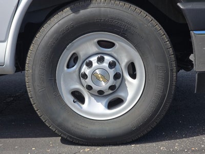 2025 Chevrolet Express Cutaway 3500 1WT