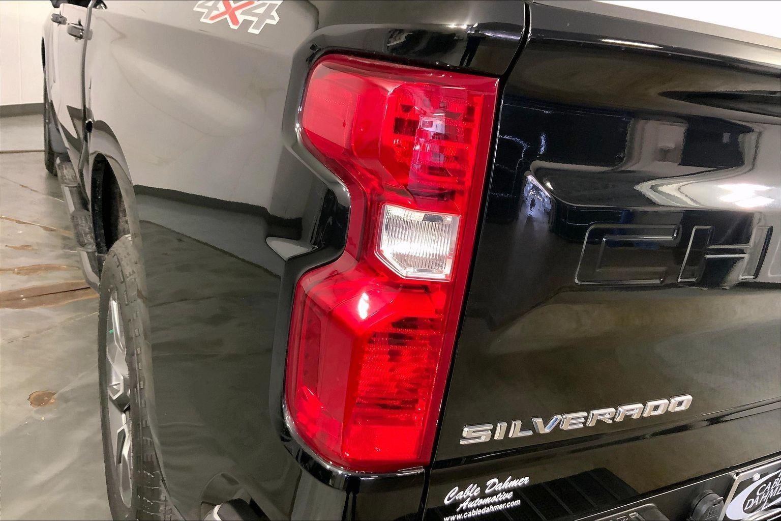 2023 Chevrolet Silverado 1500 LT (2FL)