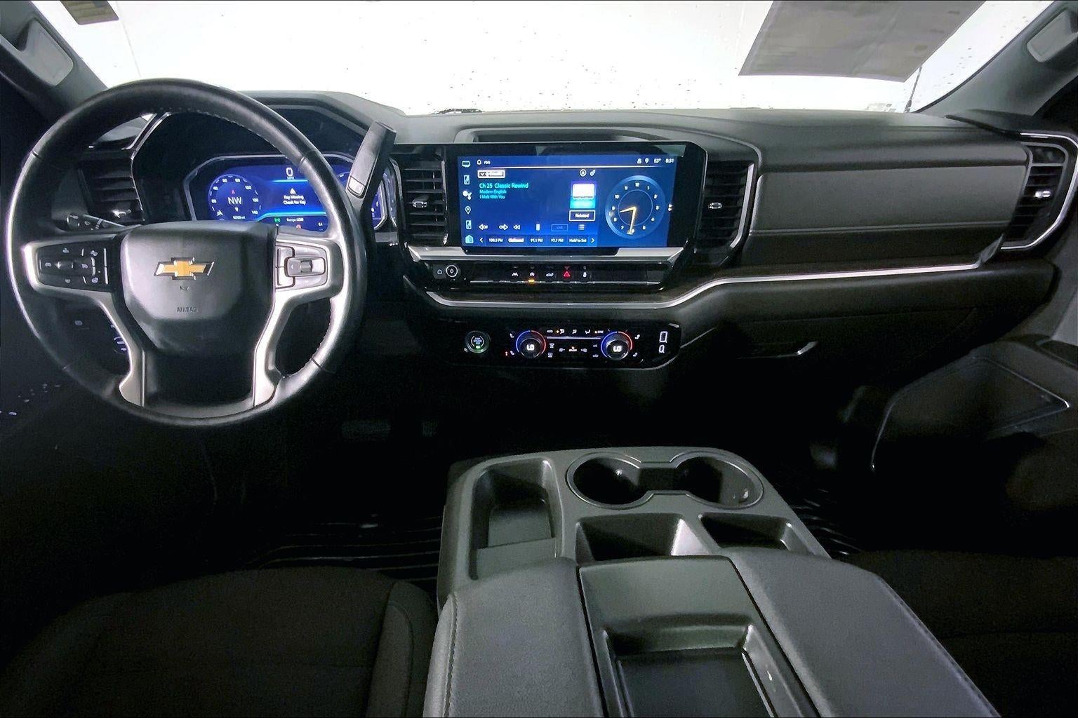 2022 Chevrolet Silverado 1500 LT (2FL)