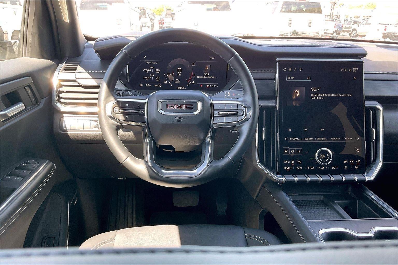 2024 GMC Acadia Elevation
