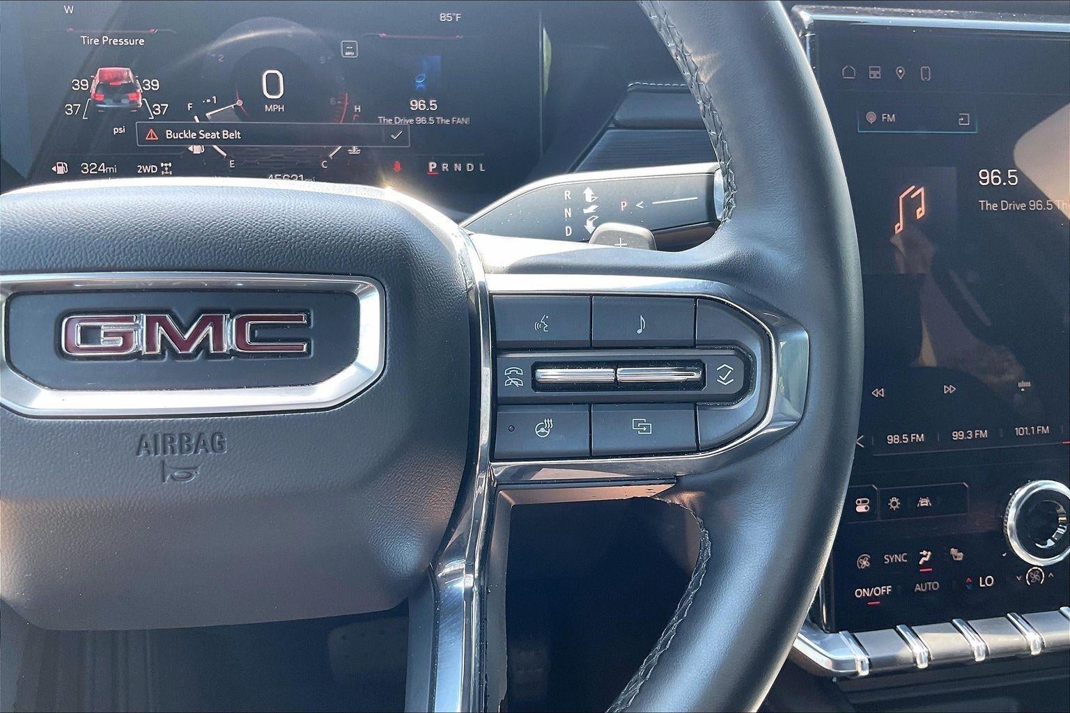 2024 GMC Acadia Elevation