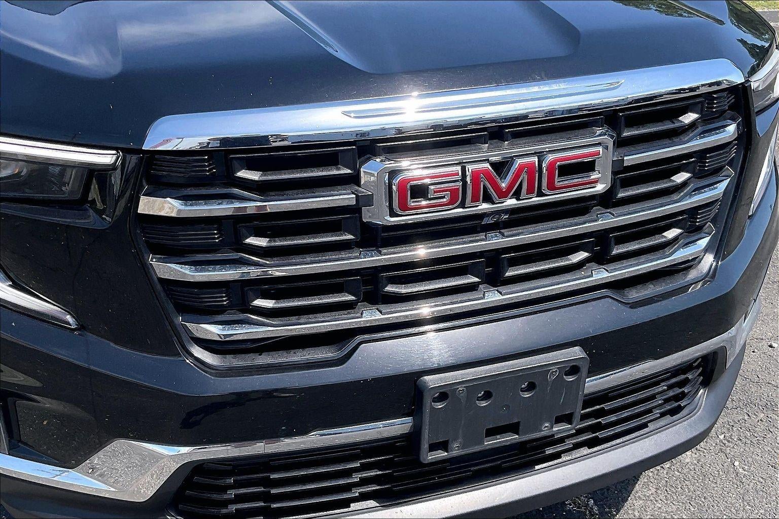 2024 GMC Acadia Elevation