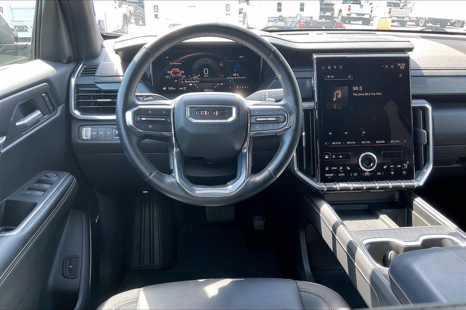 2024 GMC Acadia Elevation