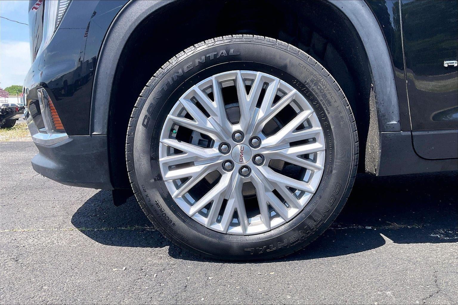 2024 GMC Acadia Elevation