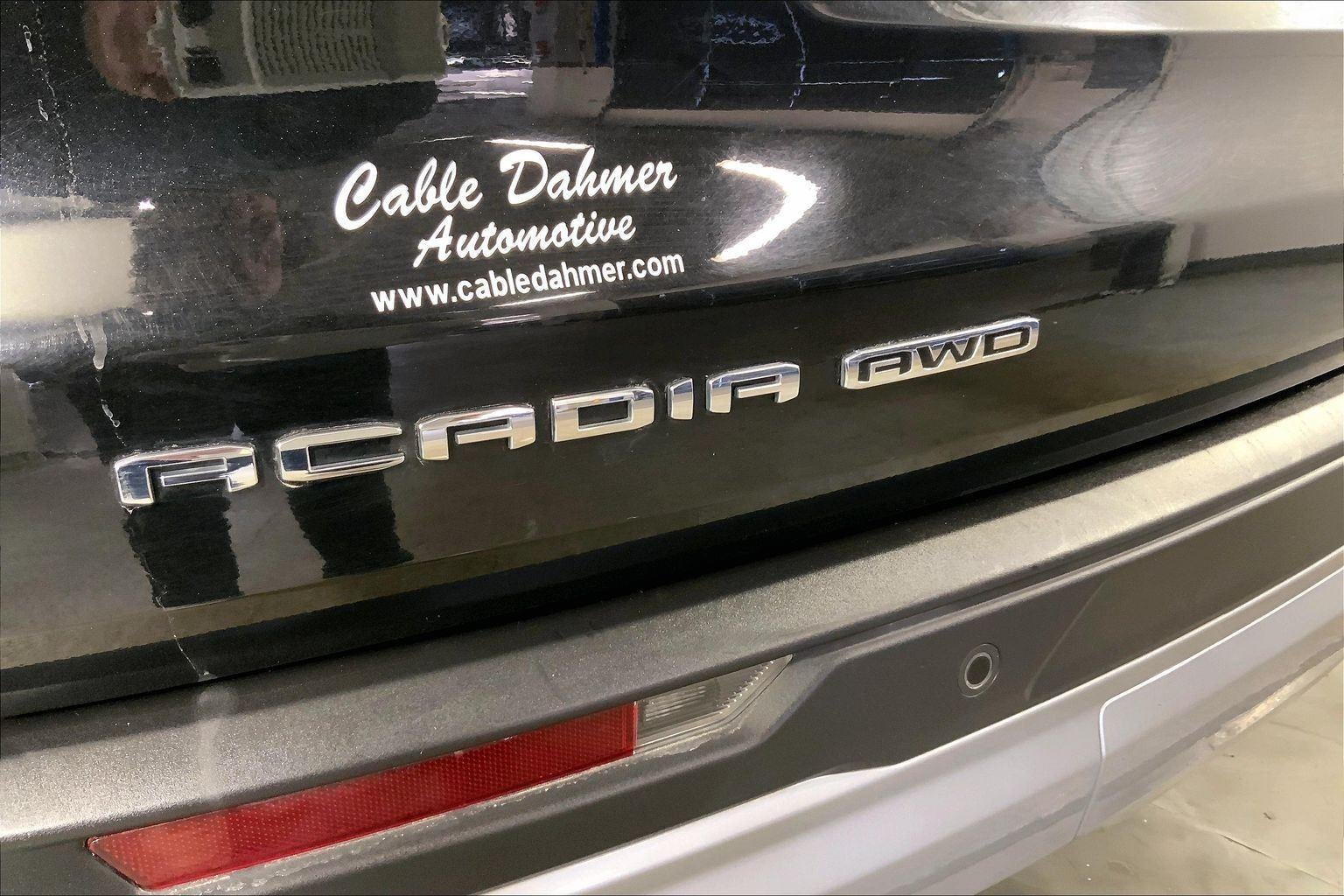 2024 GMC Acadia Elevation