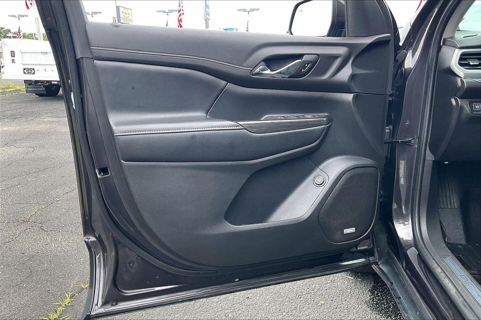 2019 GMC Acadia SLT