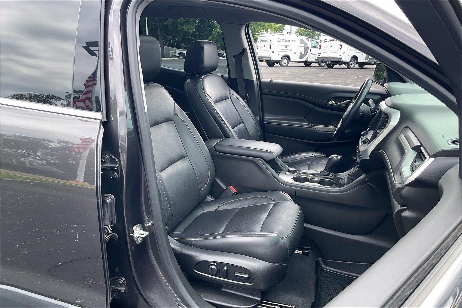 2019 GMC Acadia SLT