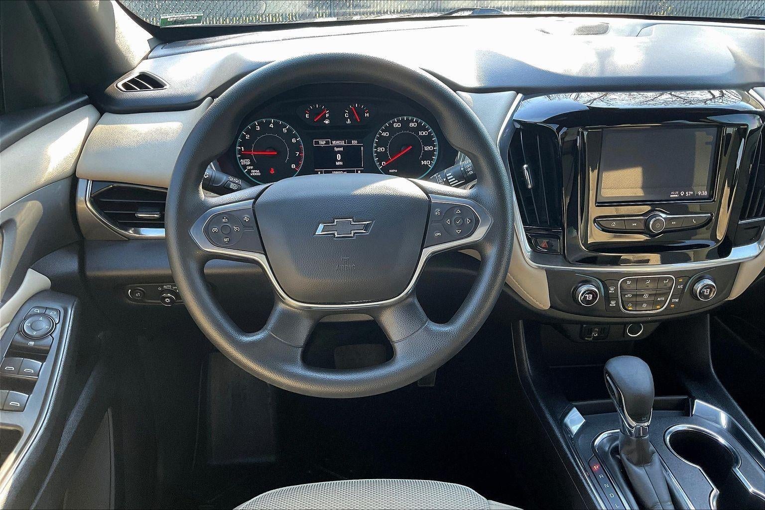 2023 Chevrolet Traverse LS