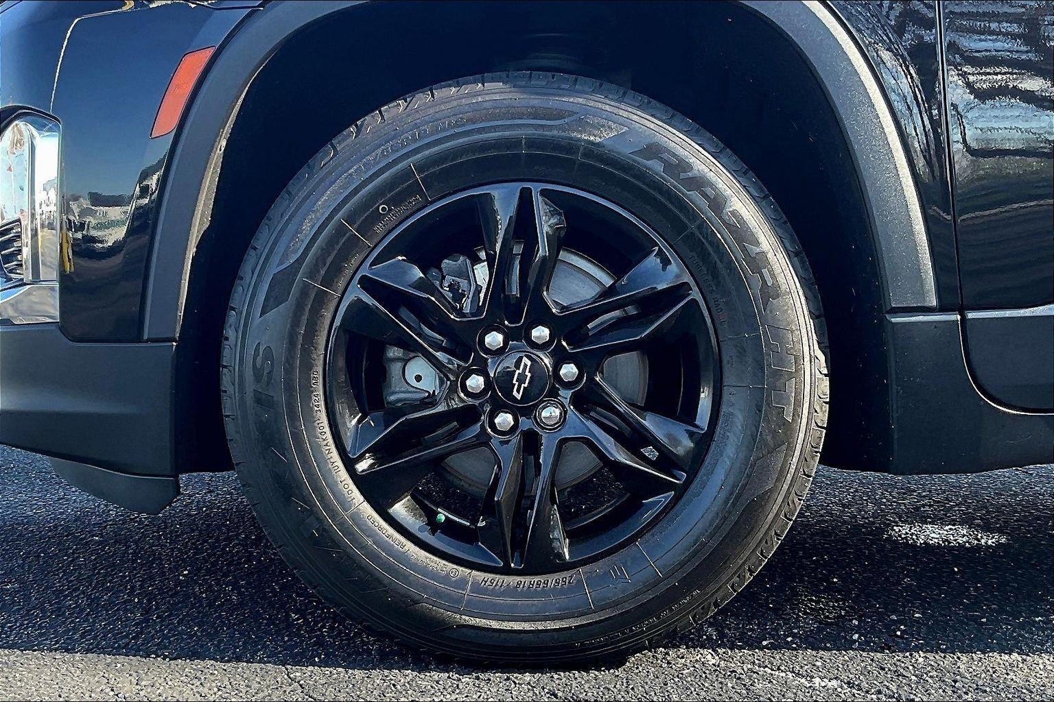 2023 Chevrolet Traverse LS