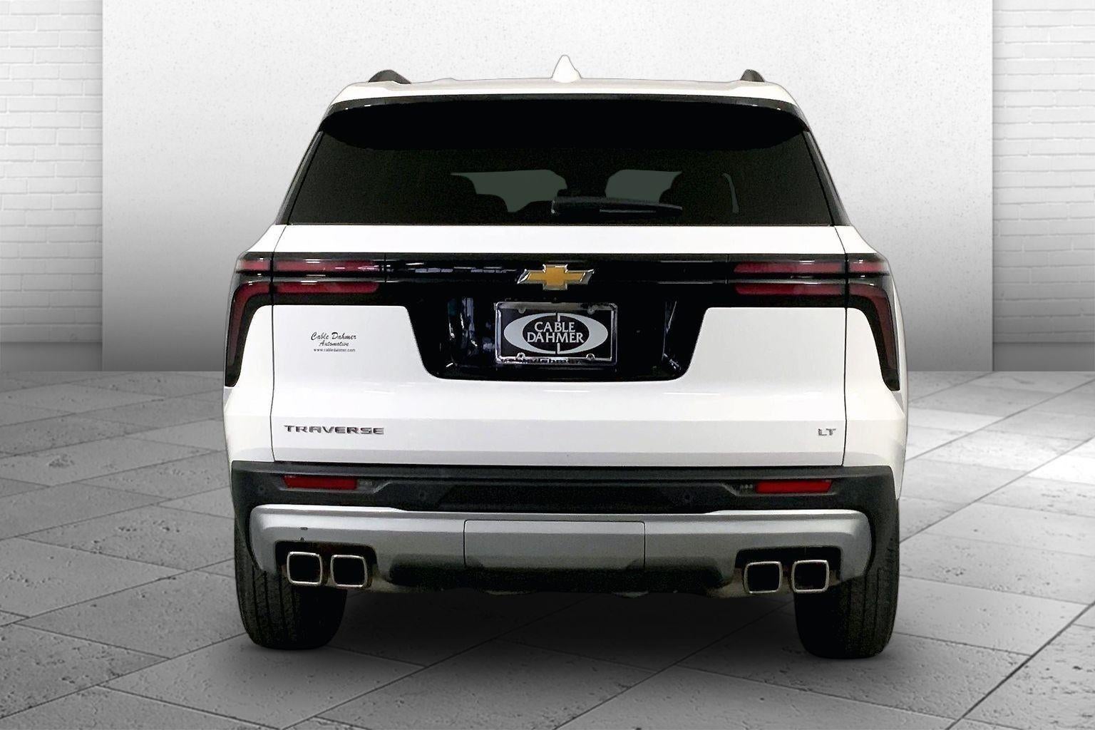 2024 Chevrolet Traverse LT