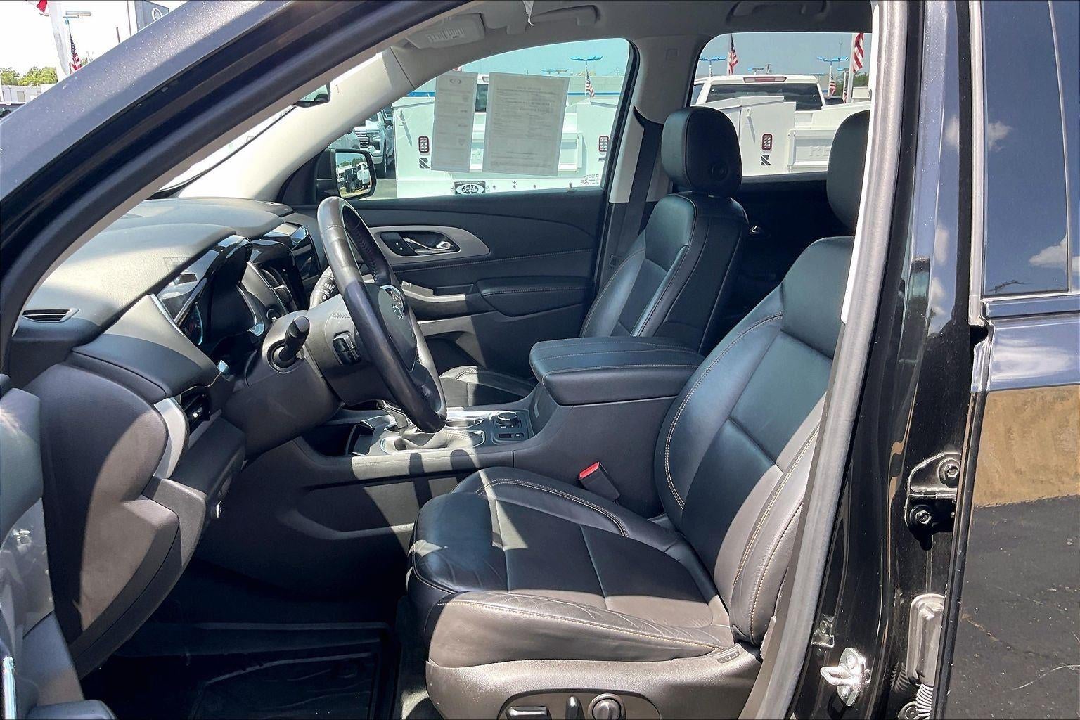 2021 Chevrolet Traverse RS