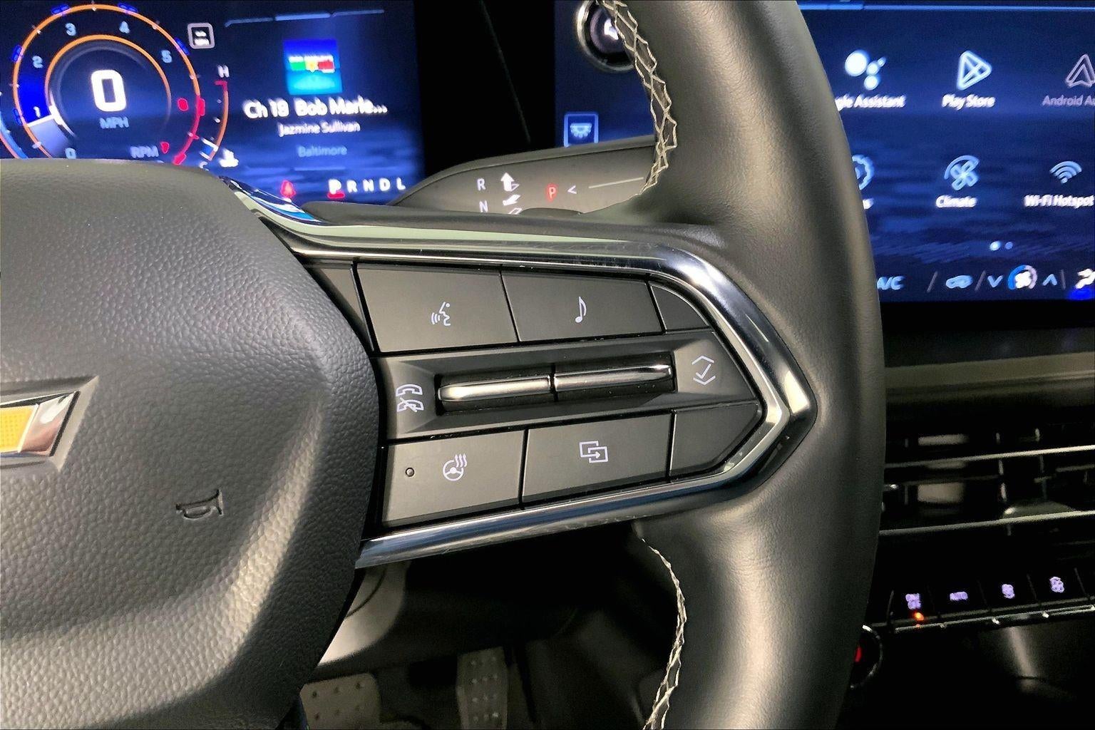 2024 Chevrolet Traverse LT