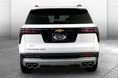 2024 Chevrolet Traverse LT