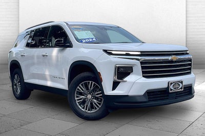 2024 Chevrolet Traverse LT