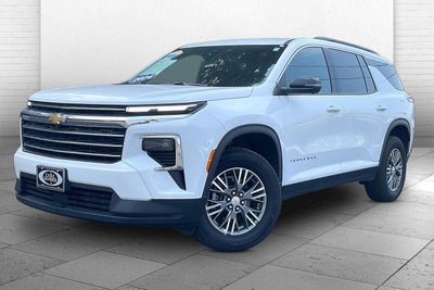 2024 Chevrolet Traverse LT