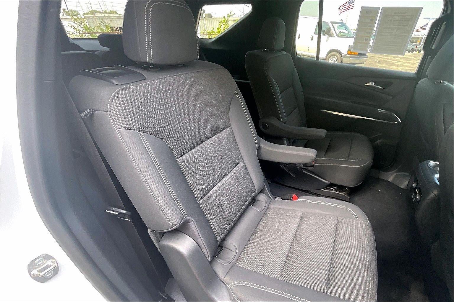2024 Chevrolet Traverse LT