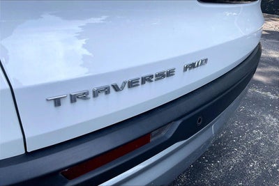 2024 Chevrolet Traverse LT