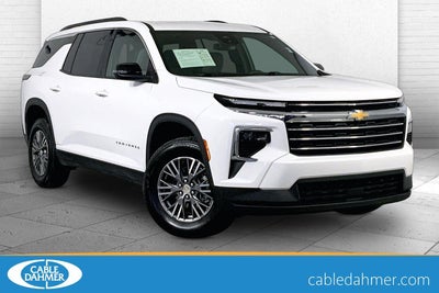 2025 Chevrolet Traverse LT