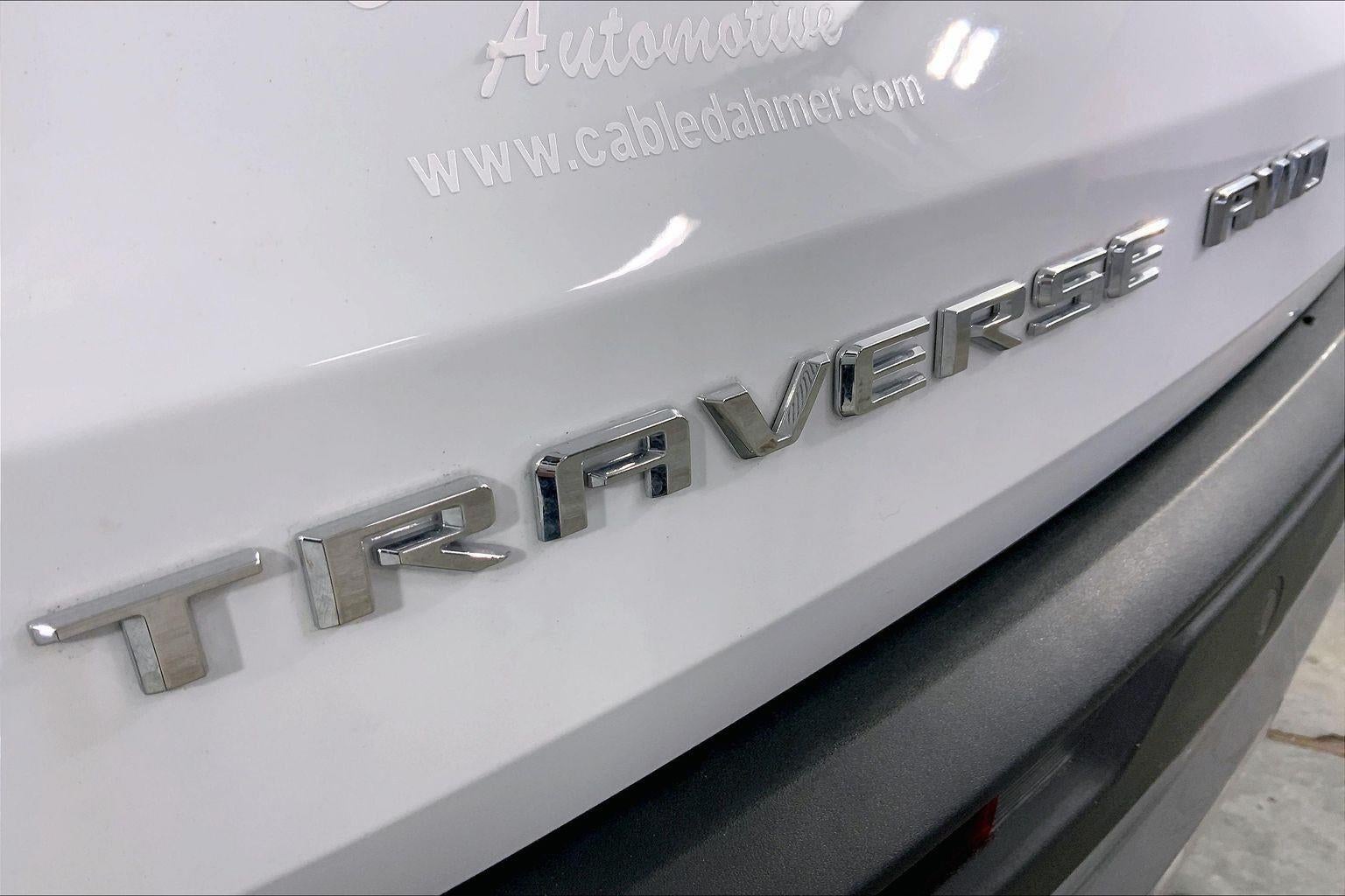 2025 Chevrolet Traverse LT