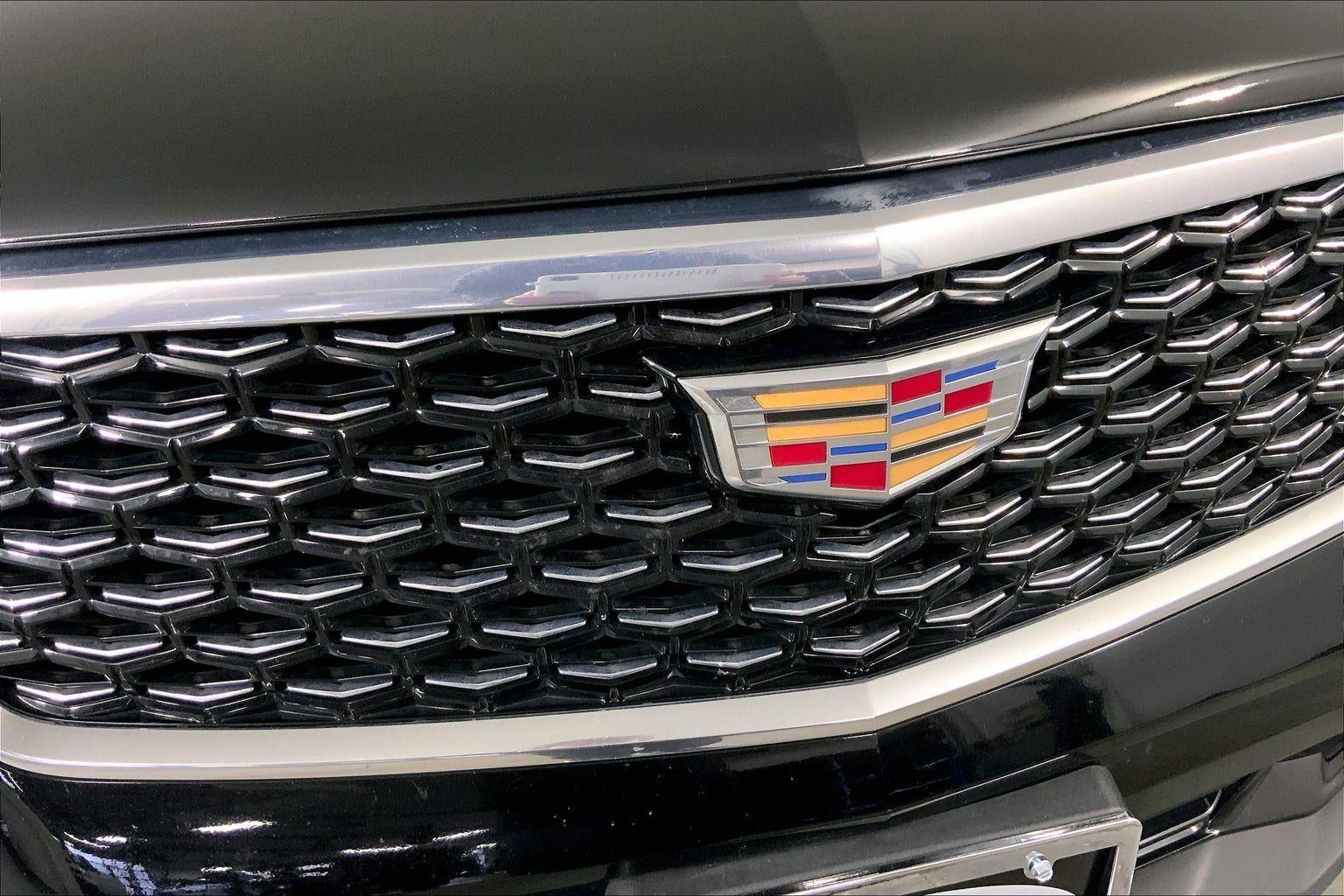 2024 Cadillac XT4 Premium Luxury