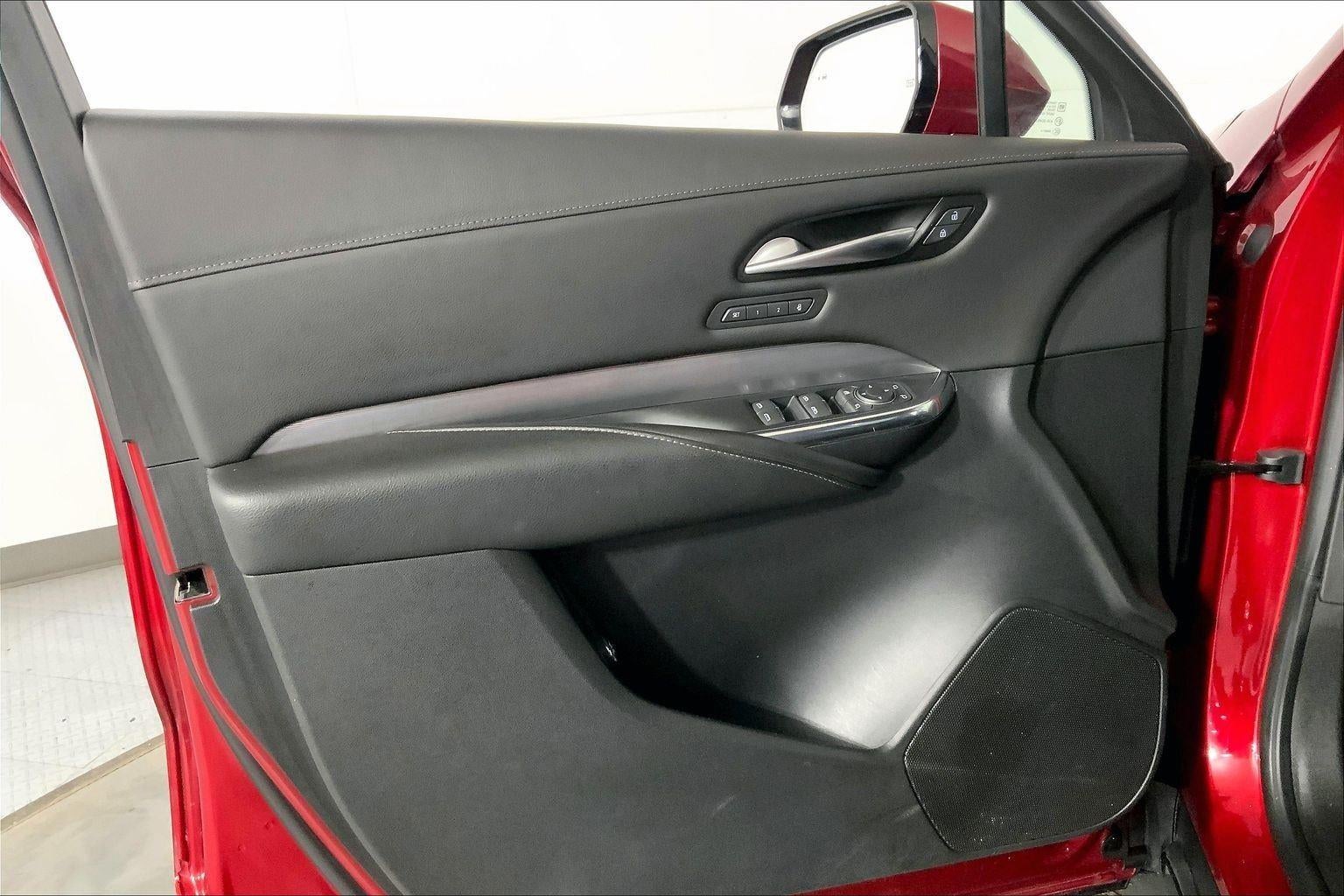 2024 Cadillac XT4 Premium Luxury