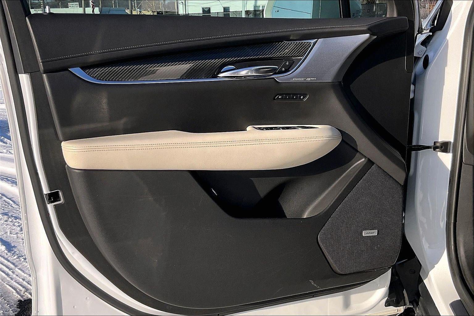 2020 Cadillac XT6 Sport