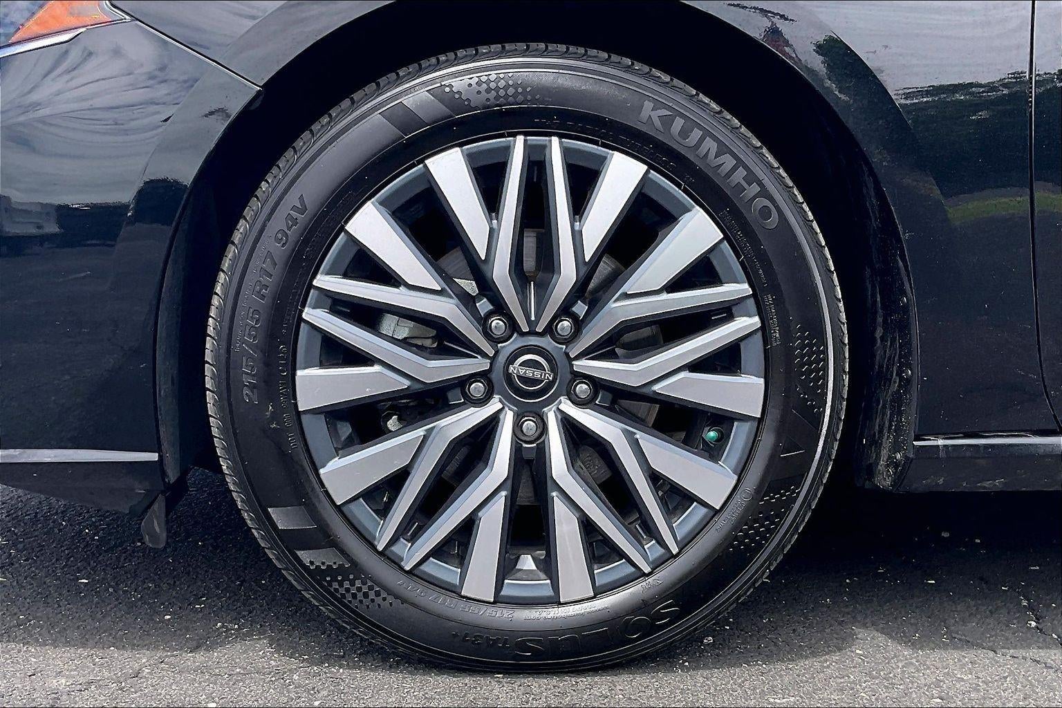 2025 Nissan Altima SV