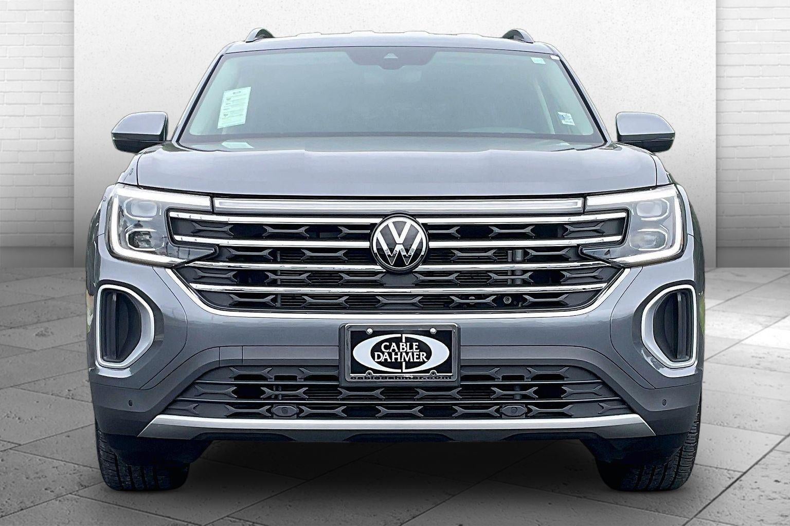 2025 Volkswagen Atlas 2.0T SE w/Technology