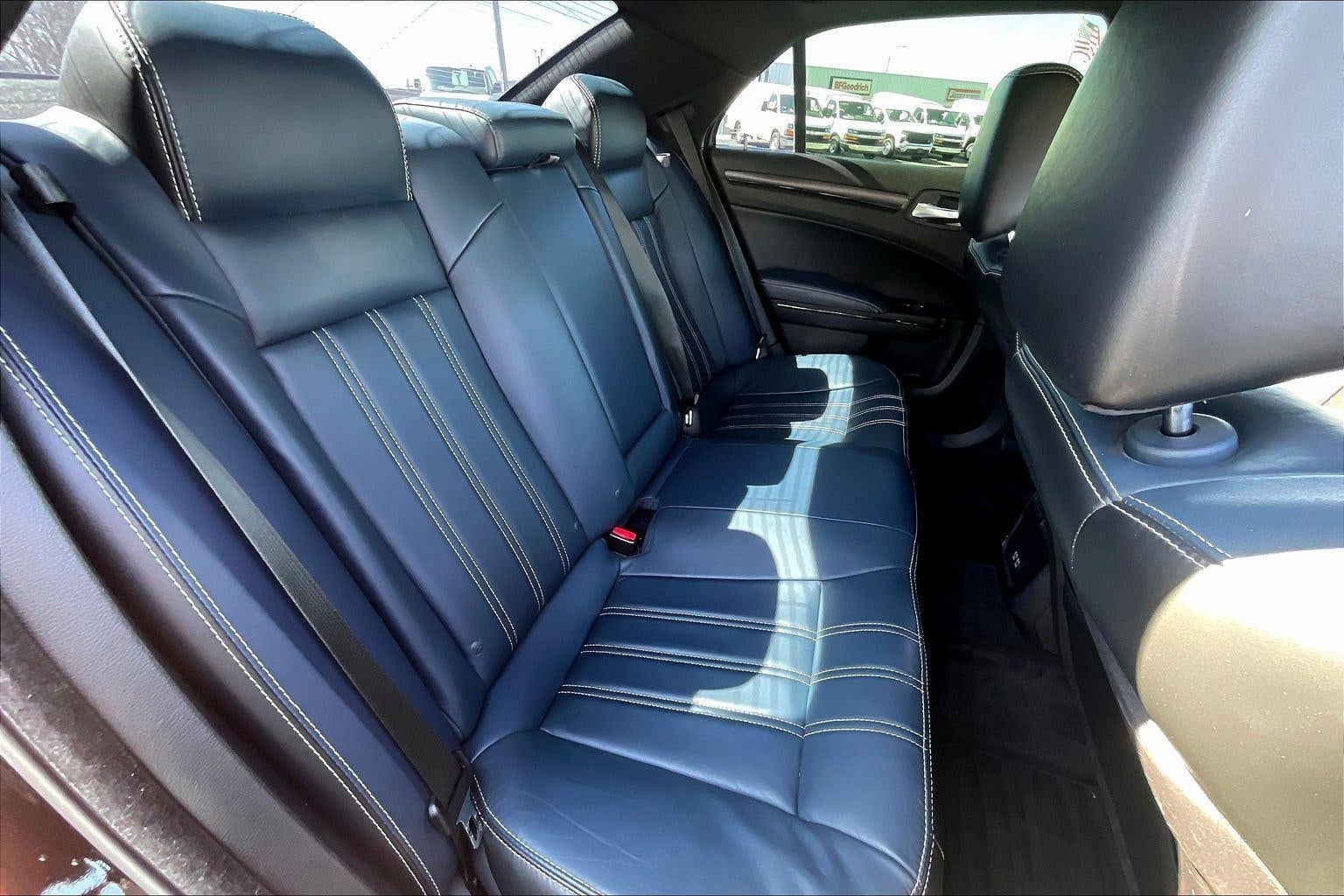 2016 Chrysler 300 300S