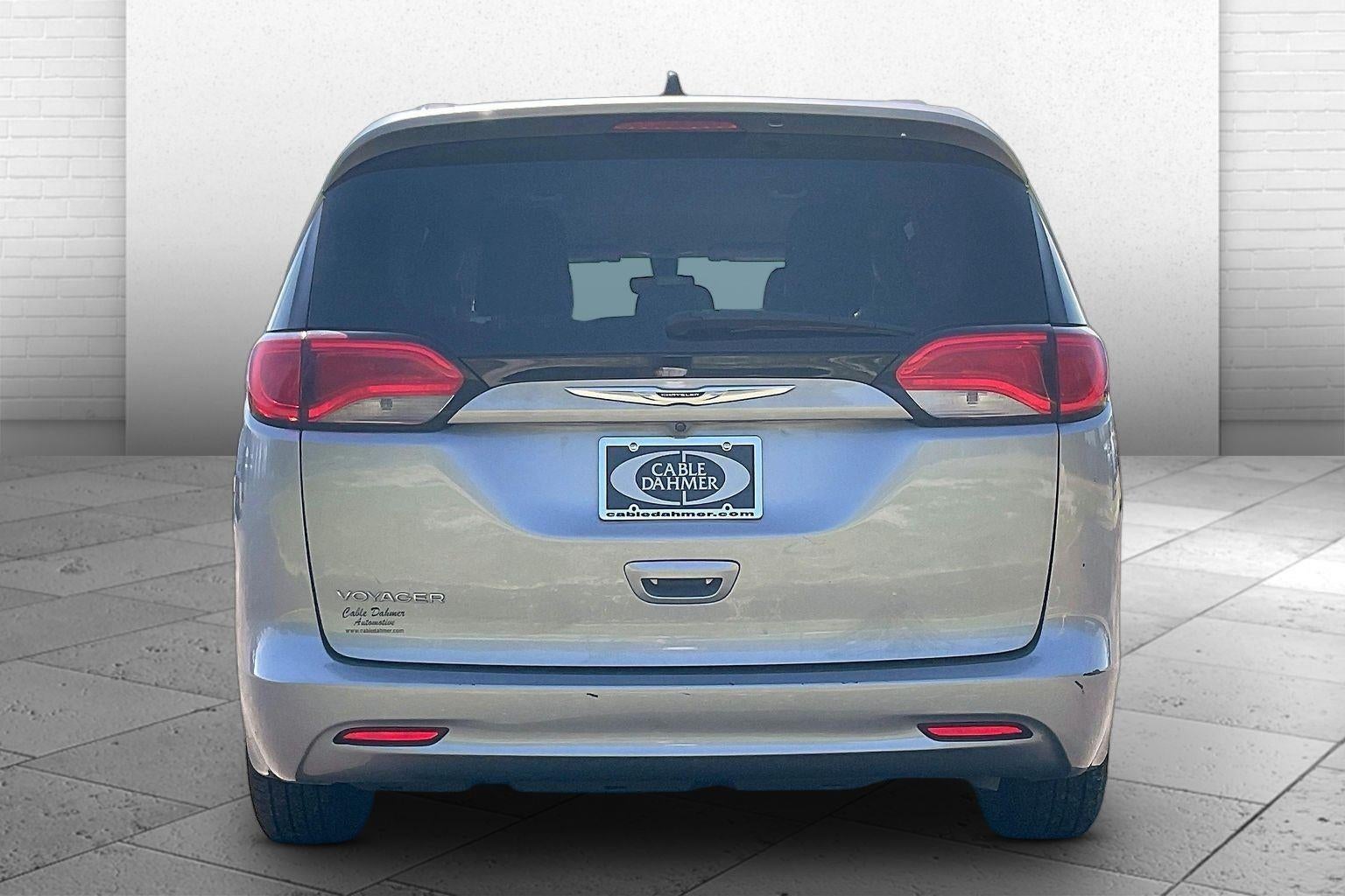 2021 Chrysler Voyager LXI
