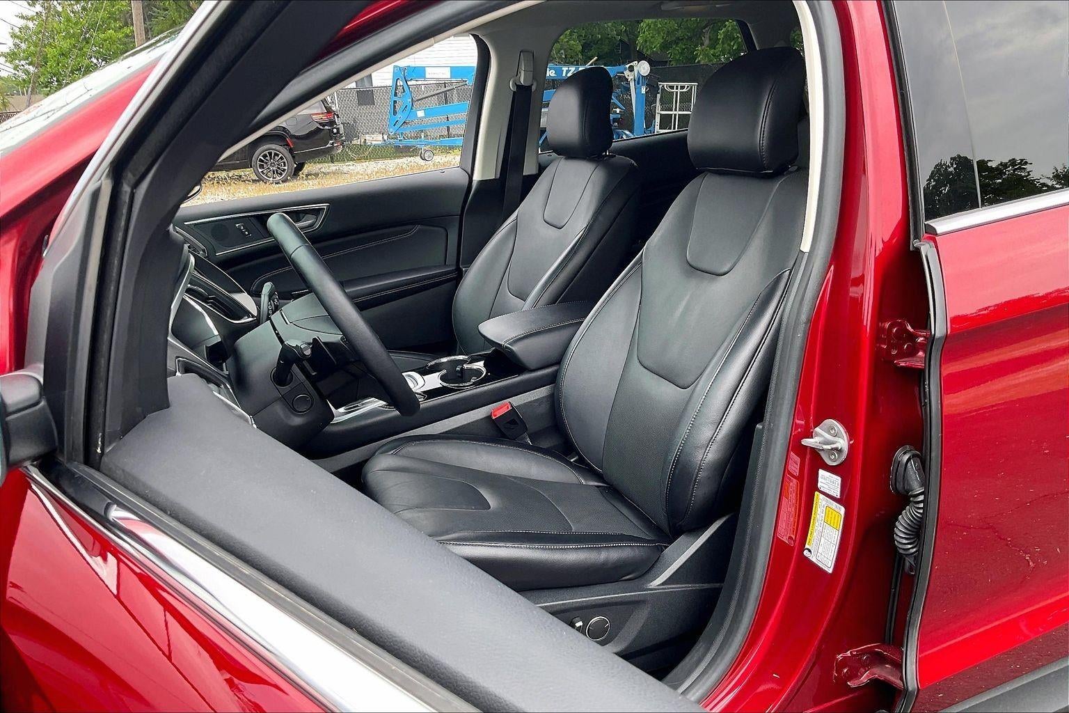 2018 Ford Edge Titanium