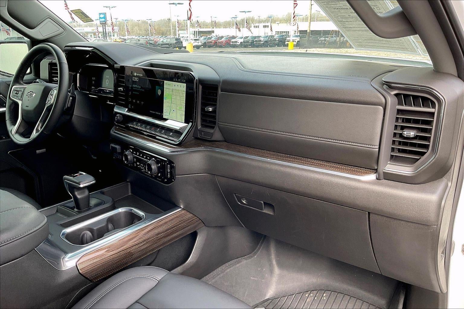 2025 Chevrolet Silverado 1500 RST