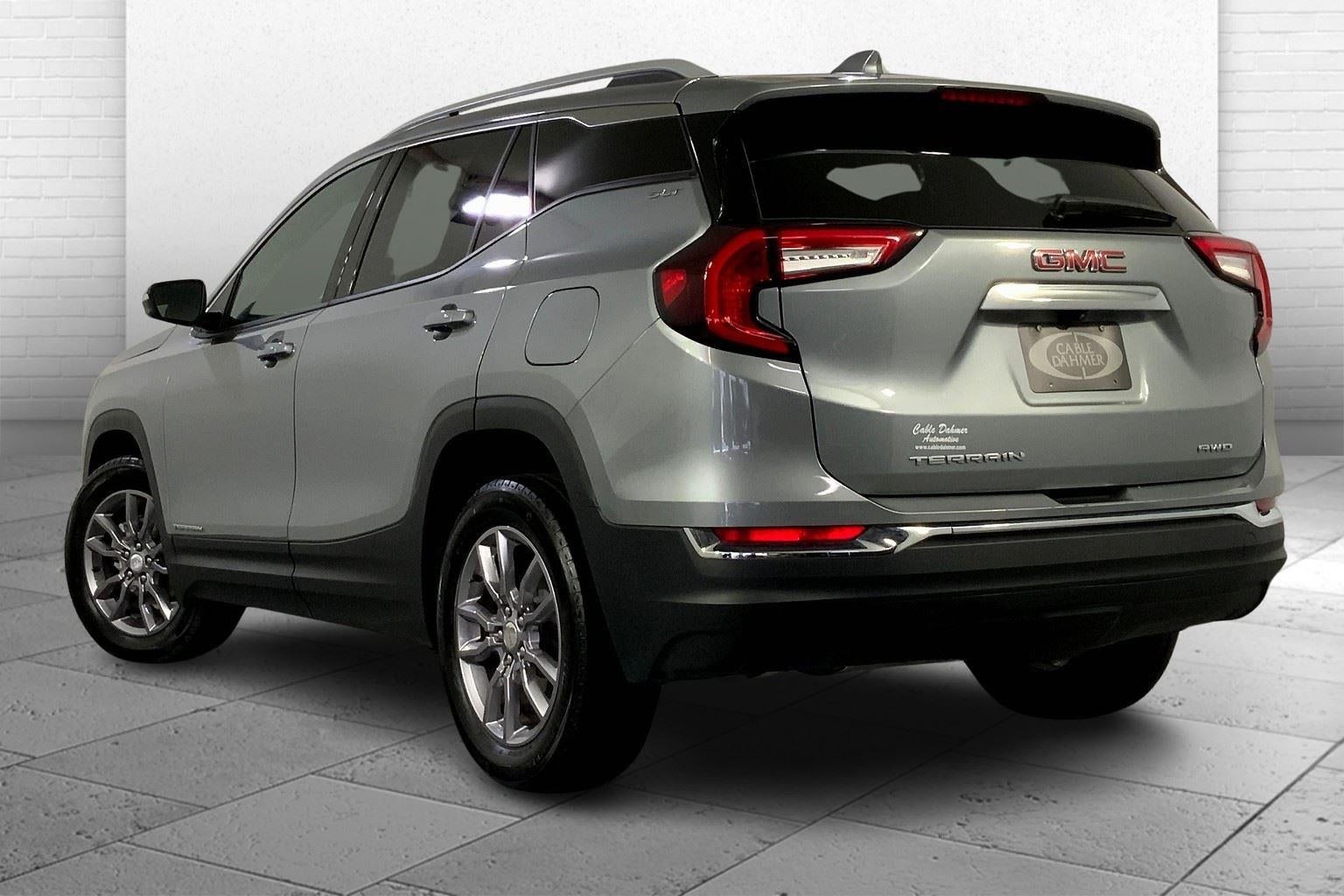 2023 GMC Terrain SLT